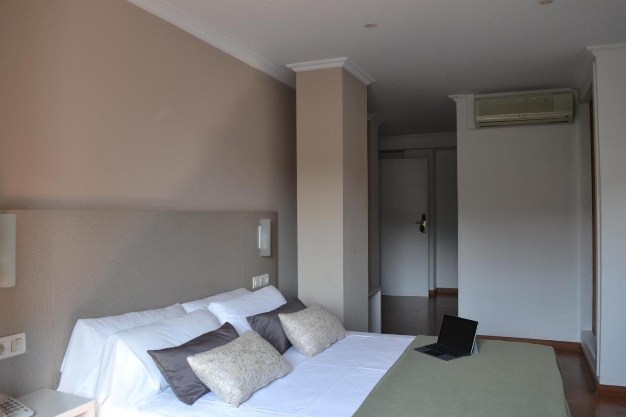 Duerming Villa De Sarria Hotel מראה חיצוני תמונה