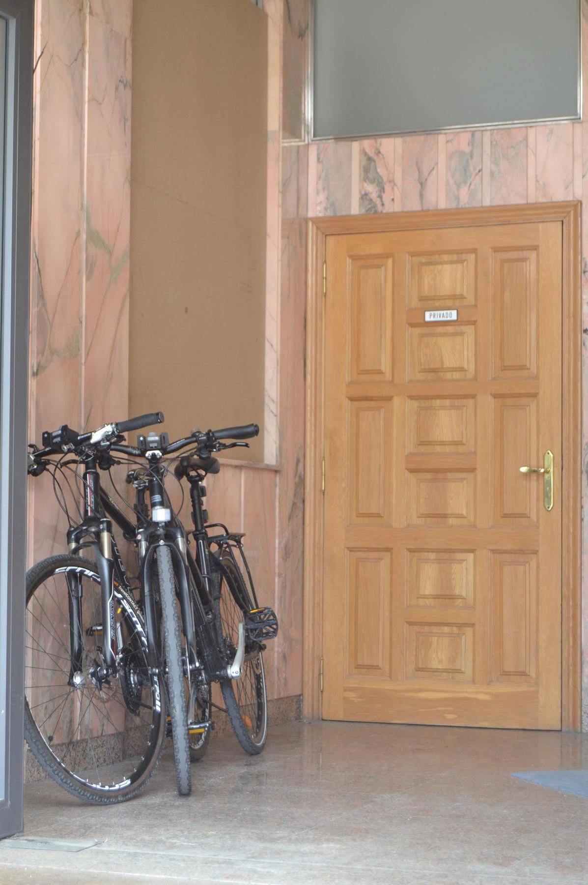 Duerming Villa De Sarria Hotel מראה חיצוני תמונה